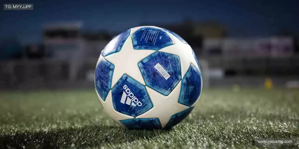 🛒周边好物，把热爱穿在身上、握在手里！🎁